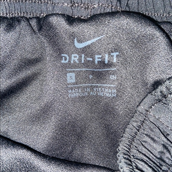 Nike Shorts - Picture 2 of 2